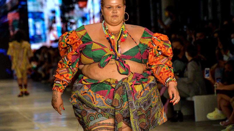 A model presents a creation by Meninos Rei during the Sao Paulo Fashion Week in Sao Paulo, Brazil, on November 18, 2021. (Photo by NELSON ALMEIDA / AFP)