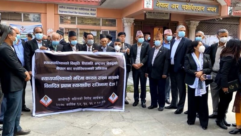 चोलेन्द्रलाई न्याकेको हैन, न्यायालयलाई ताकेको