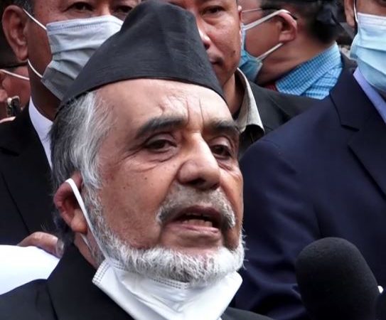 न्यायालयको विवादमा हस्तक्षेप नगरी निकास खोज्ने काम राजनीतिक दलको होः दमननाथ ढुंगाना