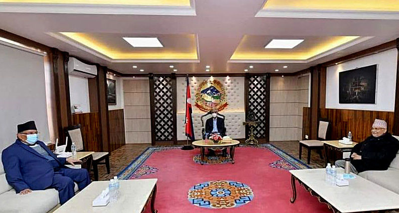 दोधारमा दलहरुः वार कि पारको अवस्थामा एमसीसी