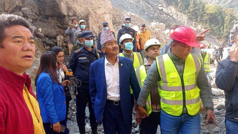चैतभित्रै काठमाडौँ पानी पुग्ने गरी काम गर्न मन्त्री चौधरीको निर्देशन